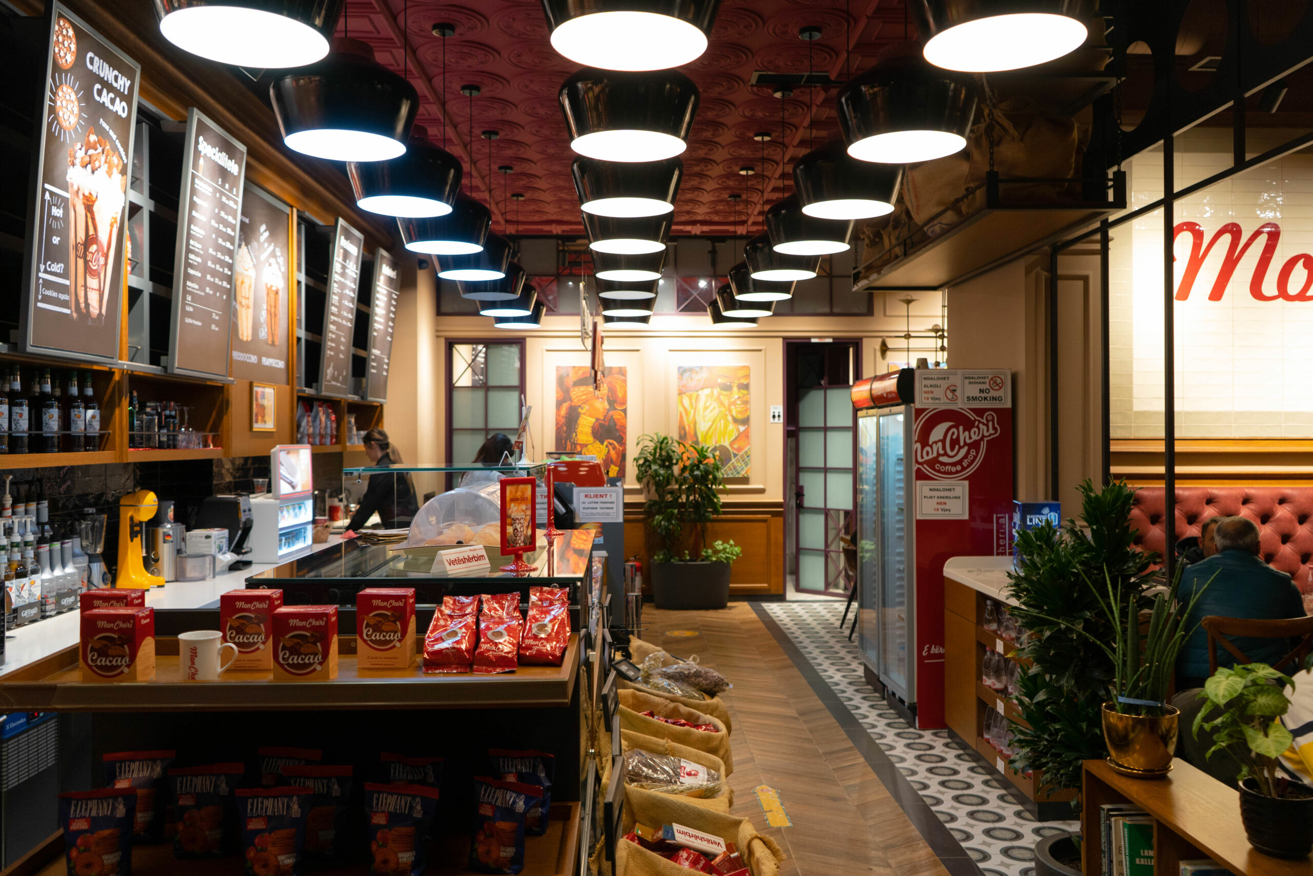 Moncheri Coffee Shop